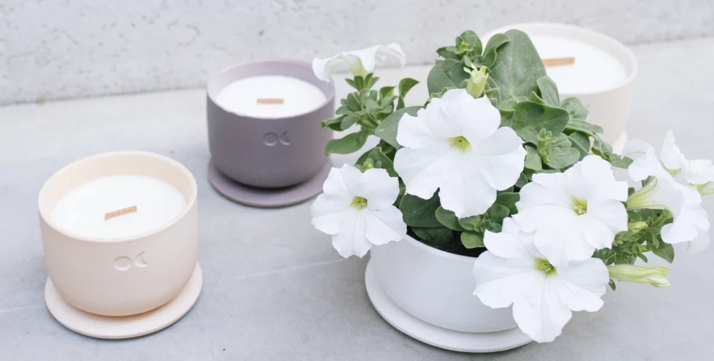 Lumond Blooming Candle
